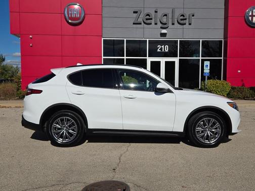 2022 Alfa Romeo Stelvio Sprint