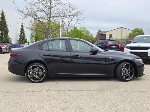 2022 Alfa Romeo Giulia Ti