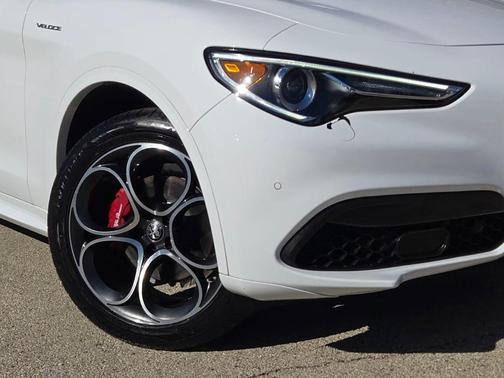 2022 Alfa Romeo Stelvio Ti
