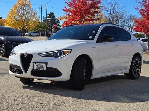 2022 Alfa Romeo Stelvio Ti