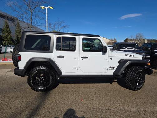 2022 Jeep Wrangler Willys