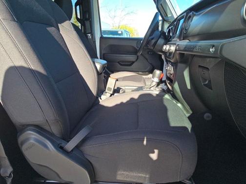 2022 Jeep Wrangler Willys