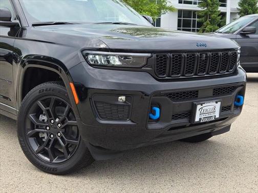 2025 Jeep Grand Cherokee 4xe Anniversary Edition