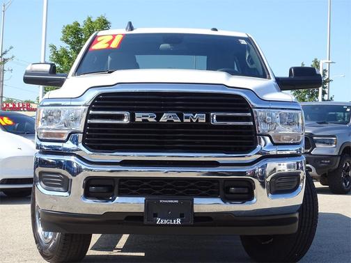 Photo 4 of 31 of 2021 RAM 2500 Big Horn
