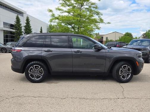 2022 Jeep Grand Cherokee 4xe Trailhawk