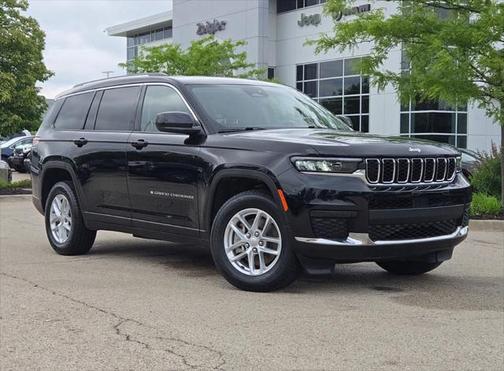 2022 Jeep Grand Cherokee L Laredo