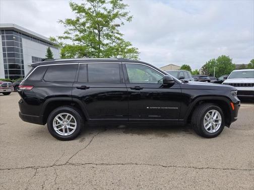 2022 Jeep Grand Cherokee L Laredo