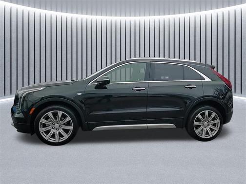 2021 Cadillac XT4 Premium Luxury