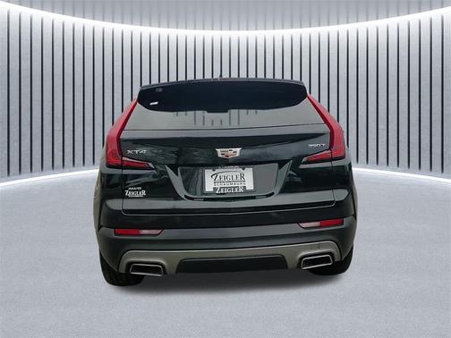 2021 Cadillac XT4 Premium Luxury