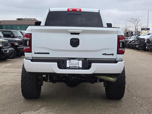 2023 RAM 2500 Laramie Crew Cab 4x4 6'4' Box