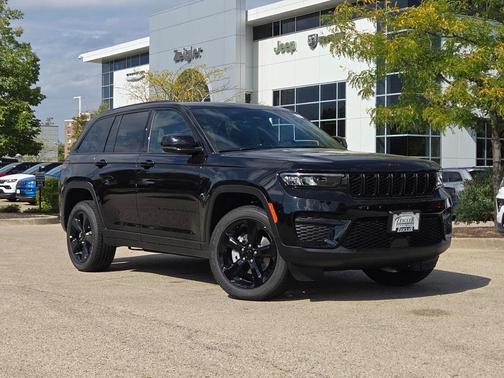 2025 Jeep Grand Cherokee Altitude