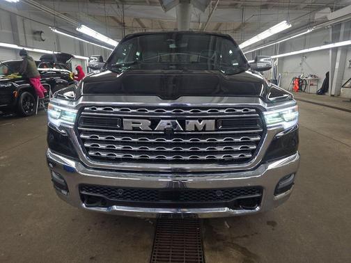 2025 RAM 1500 Limited
