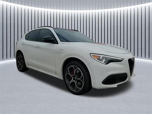 2022 Alfa Romeo Stelvio Ti