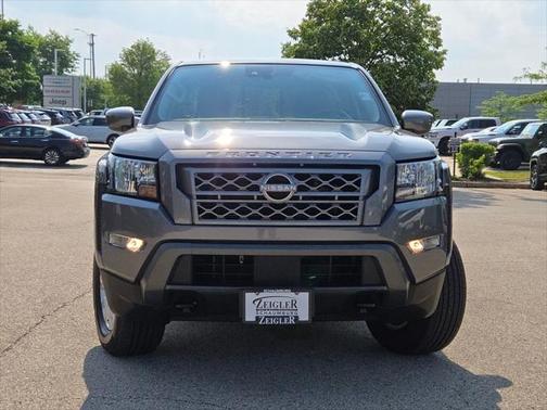 2022 Nissan Frontier SV