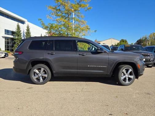 2025 Jeep Grand Cherokee Limited X
