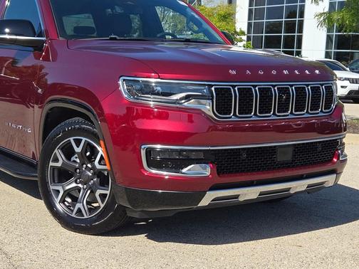 2023 Jeep Wagoneer Series III 4x4