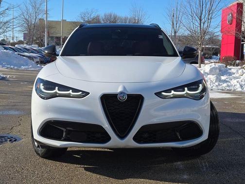 2024 Alfa Romeo Stelvio Veloce AWD