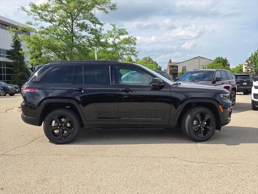 2025 Jeep Grand Cherokee Limited X