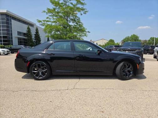 2023 Chrysler 300 S