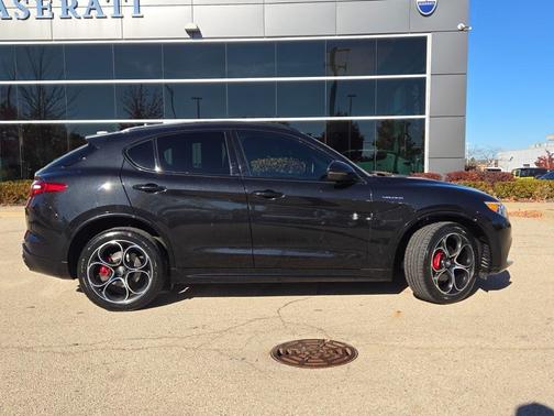 2022 Alfa Romeo Stelvio Ti