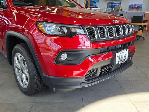 2025 Jeep Compass Latitude