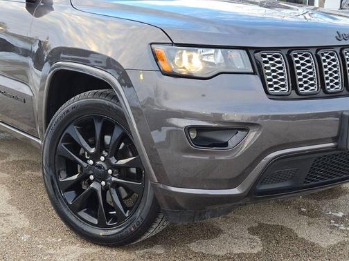 2019 Jeep Grand Cherokee Altitude