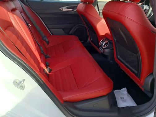 2024 Alfa Romeo Giulia Veloce AWD