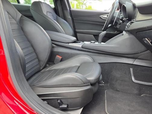 2020 Alfa Romeo Giulia Ti Sport