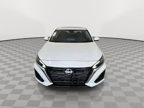 2025 Nissan Altima 2.5 SL