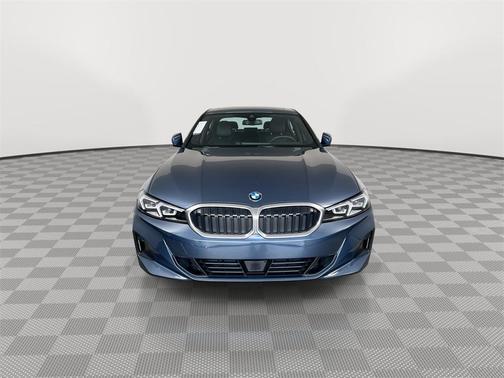 2025 BMW 330 330i