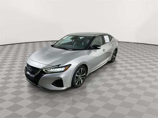 2023 Nissan Maxima SV