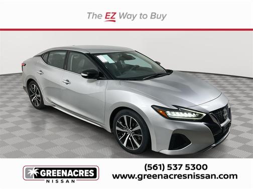 2023 Nissan Maxima SV