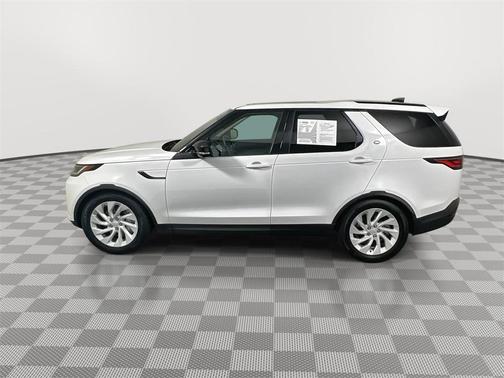 2024 Land Rover Discovery P300 S