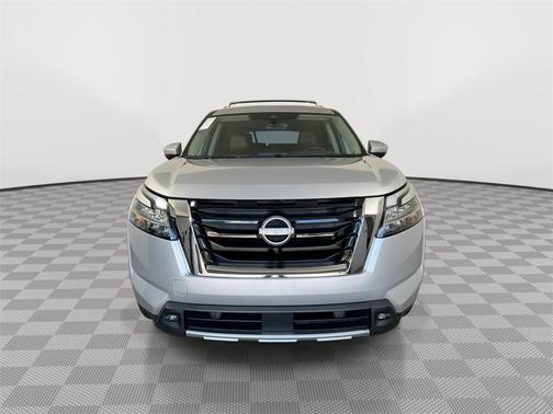 2023 Nissan Pathfinder Platinum 4WD
