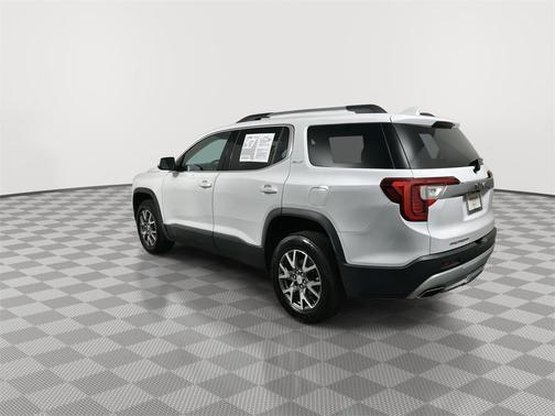 2023 GMC Acadia FWD SLT