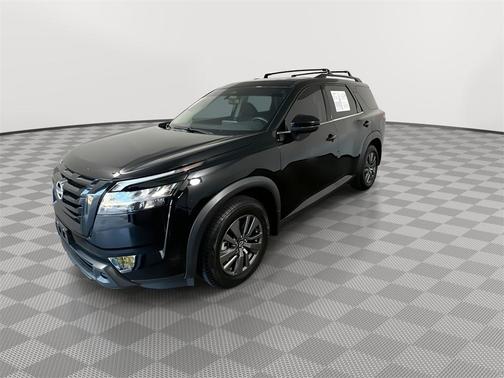 2022 Nissan Pathfinder SV 4WD