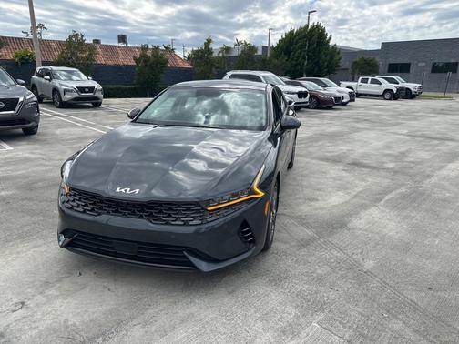 2024 Kia K5 EX