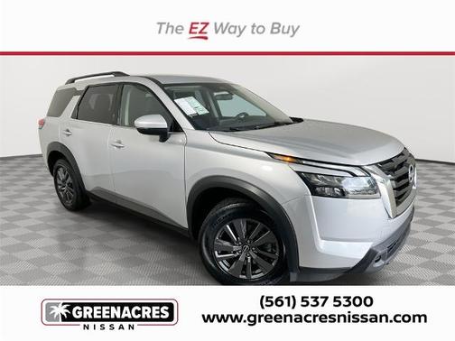 2024 Nissan Pathfinder SV