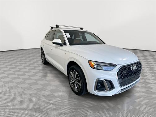 2024 Audi Q5 45 S line Premium Plus