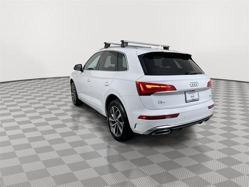 2024 Audi Q5 45 S line Premium Plus