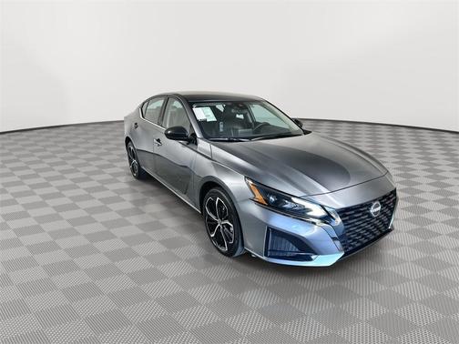 2025 Nissan Altima SR AWD