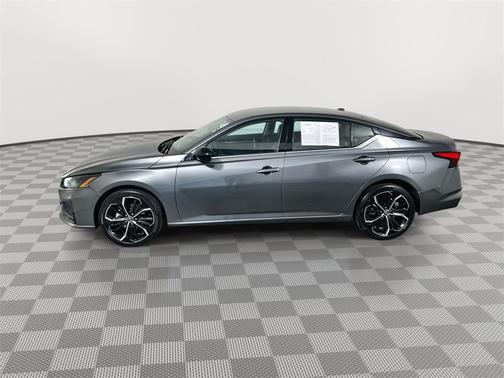 2025 Nissan Altima SR AWD