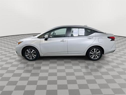 2023 Nissan Versa 1.6 SV