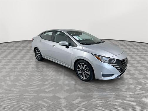 2023 Nissan Versa 1.6 SV