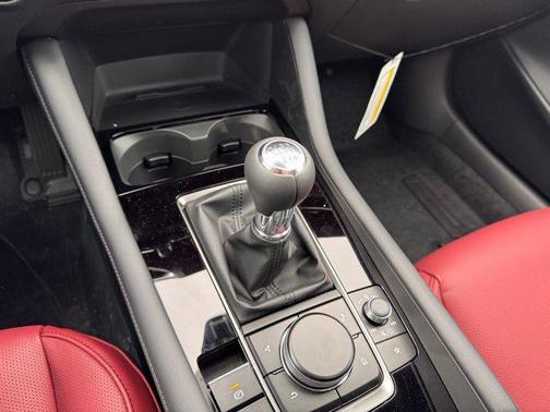 2025 Mazda Mazda3 FWD w/Premium Package