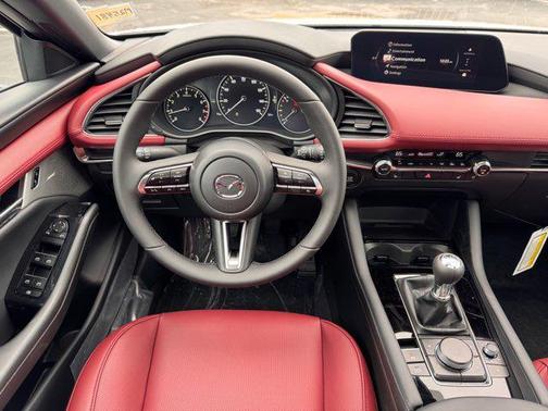 2025 Mazda Mazda3 FWD w/Premium Package