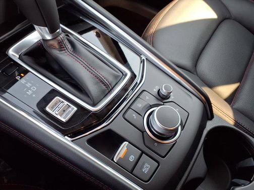 2025 Mazda CX-5 Carbon Edition