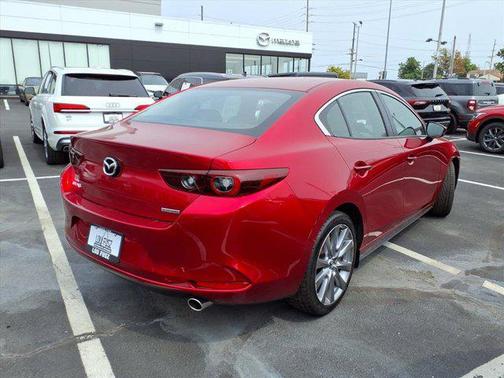 2023 Mazda Mazda3 FWD w/Preferred Package