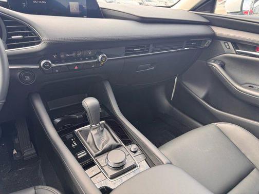 2025 Mazda Mazda3 FWD w/Preferred Package