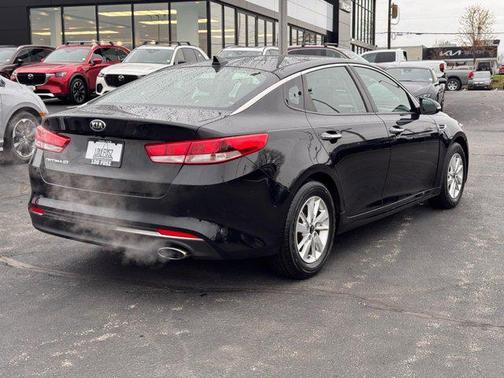2017 Kia Optima LX